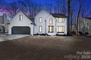 2124 Annecy Drive sold home in Matthews, SC