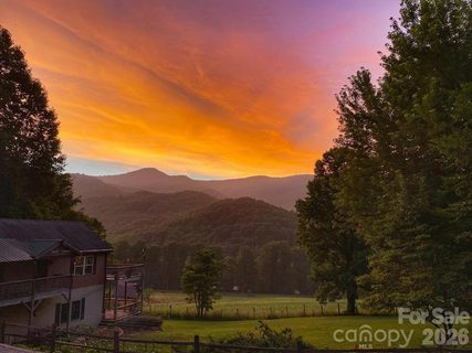 Homes in Balsam Meadows, Waynesville