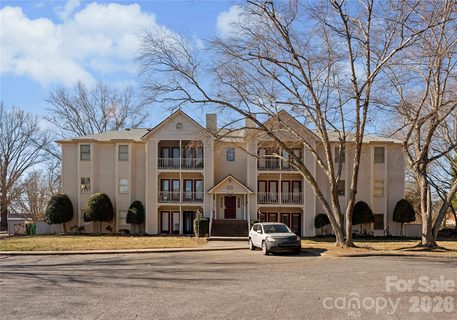 6101 Meadow Rose Lane sold condo in Rosecroft, Charlotte, NC