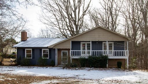 15 Search Drive sold home in Far Away Place, Concord, NC