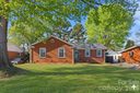 6814 Starcrest Drive sold home in Charlotte, SC