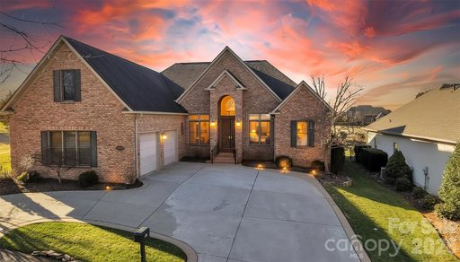 Previously sold for $719,900