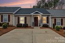 2073 Pin Oak Place sold home in Cramerton, SC