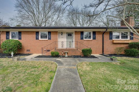 110 Scottsmoor Drive sold home in Coulwood Hills, Charlotte, NC