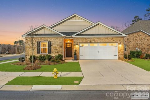 12705 Twilight Drive sold home in Heron Creek, Mint Hill, NC