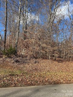 000 Waters Edge Drive active home in Edgewater, Granite Falls, NC