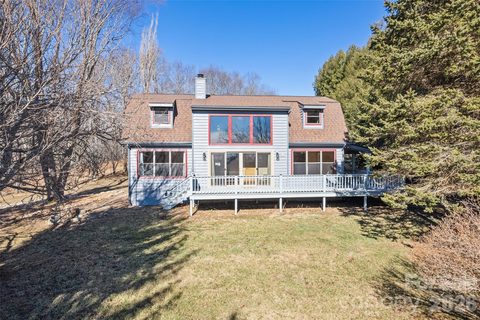 286 Pioneer Ridge Road sold home in The Glade, Canton, NC
