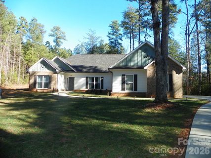 128 Summer Lake Drive