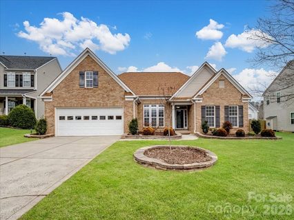 879 Pinkney Place sold home in The Gates, Stanley, NC