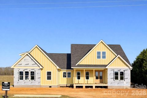 395 New Salem Road sold home in Woodstone Acres, Statesville, NC