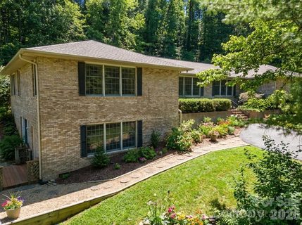 310 Claremont Drive sold home in Claremont, Flat Rock, NC