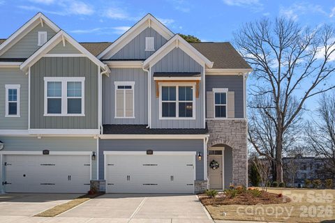 8233 Houser Street sold townhome in The Retreat At West Catawba, Cornelius, NC