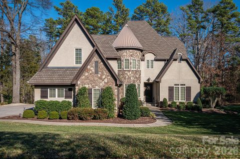 8000 Water View Drive sold home in River Lakes, Belmont, NC