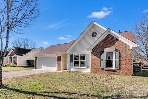9607 Foggy Meadow Road sold home in Eastfield, Charlotte, NC