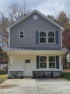224 Slade Lane sold home in Brooks Cove, Black Mountain, NC