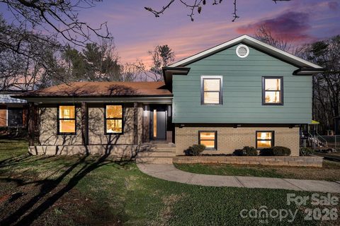 7651 Briardale Drive sold home in Sharon Forest, Charlotte, NC