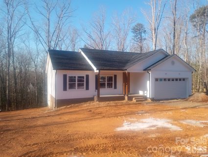 128 Hedgeline Drive pending home in Carolina Forest, Troy, NC