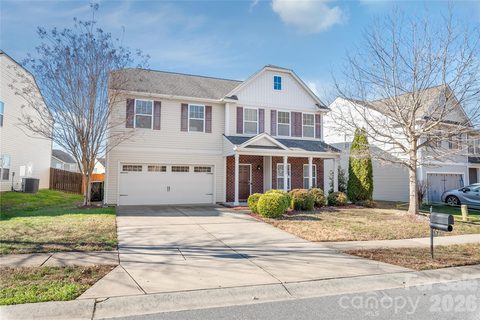 10229 Snowbell Court pending home in Seven Oaks, Charlotte, NC