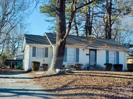 Previously sold for $176,000