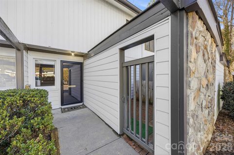 3617 Maple Glen Lane sold condo in Sir Johns Hill, Charlotte, NC