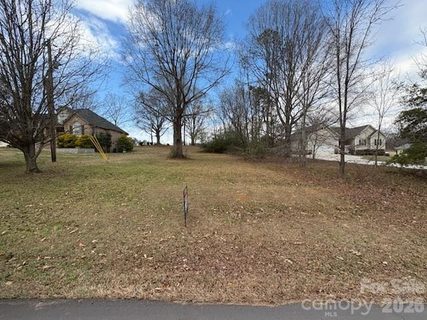 124 Harbourtown Drive sold lot in Woodbridge, Kings Mountain, NC