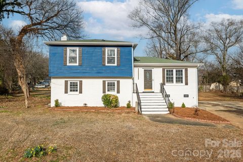 12215 Windy Wood Court sold home in Taragate Farms, Charlotte, NC