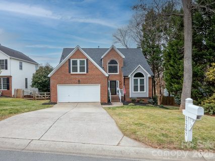 17207 Shadow Bark Drive sold home in Stratford Forest, Cornelius, NC