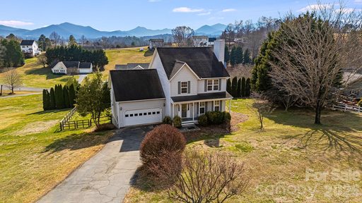 26 Golden Lane sold home in Alexander Place, Leicester, NC