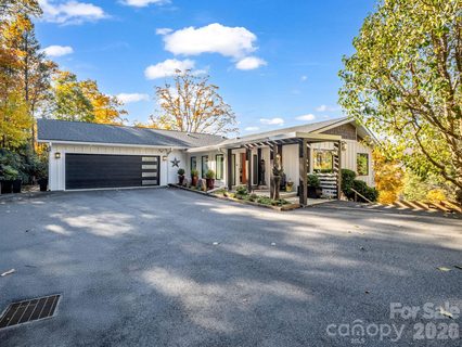 200 Piney Mountain Road sold home in Gillette Woods, Tryon, NC