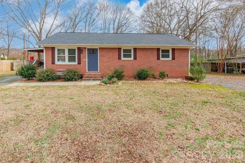333 Kennerly Drive sold home in Indian Trail Park, Indian Trail, NC