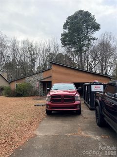 10915 Fox Mill Lane sold home in Provincetowne, Charlotte, NC