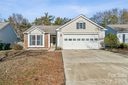 13042 Planters Row Drive sold home in Charlotte, SC
