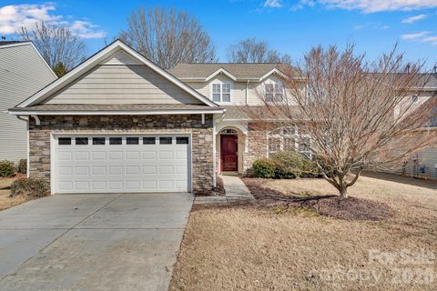 11012 Sedgemoor Lane active home in Southampton Commons, Charlotte, NC