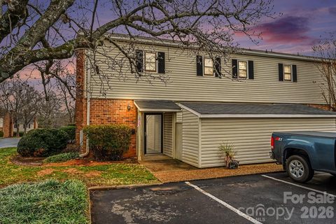 5947 Quail Hollow Road active home in Quail Hill, Charlotte, NC