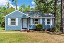 2516 Columbus Circle sold home in Charlotte, SC