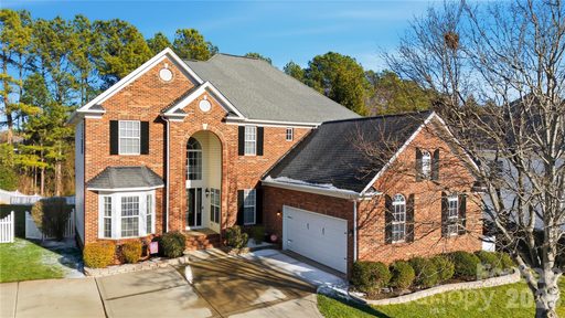 14318 Stewarts Bend Lane sold home in Providence Pointe, Charlotte, NC