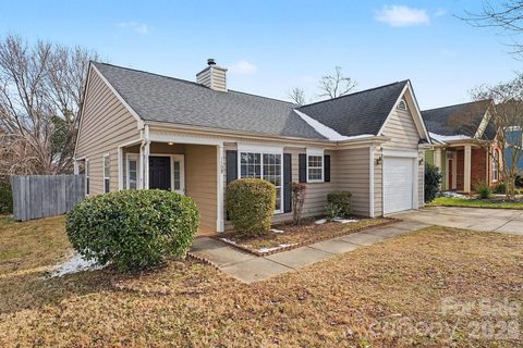 1709 Jeffrey Bryan Drive pending home in Faires Farm, Charlotte, NC