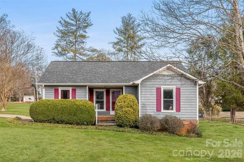 2600 Castlewood Drive sold home in Castlewood, Gastonia, NC