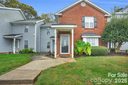 2911 Iron Gate Lane sold home in Charlotte, SC