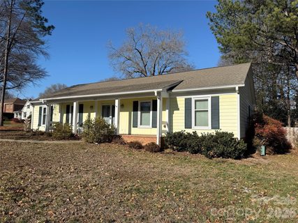 5622 Roundhouse Lane sold home in Carmel Station, Charlotte, NC