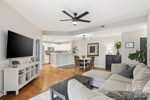 Previously sold for $392,000