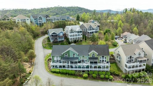 5 Gemini Heights active townhome in Starview Heights, Weaverville, NC