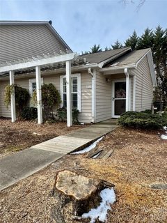 401 Heritage Parkway sold home in Manor Lake, Fort Mill, SC