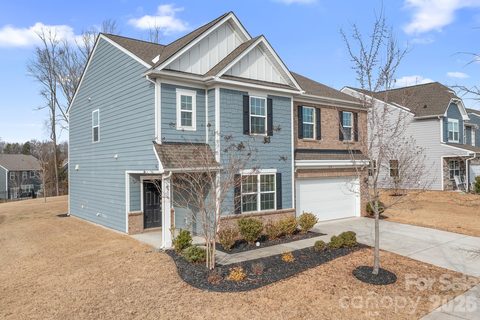1316 Mona Vale Drive sold home in Arrington, Huntersville, NC