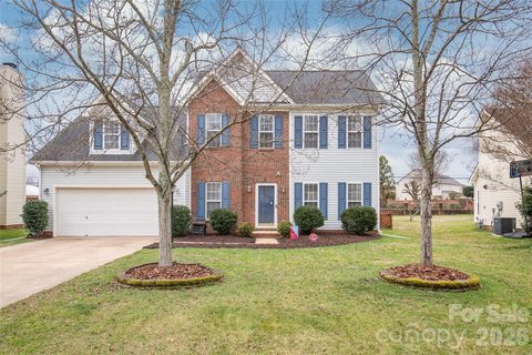 3943 Huntmeadow Drive sold home in Turnberry, Charlotte, NC