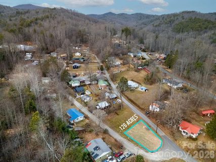10 Hampton Road sold lot in Brevard - City, Brevard, NC