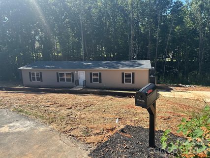 178 Clear Springs Road active home in Windward Pointe, Mooresville, NC
