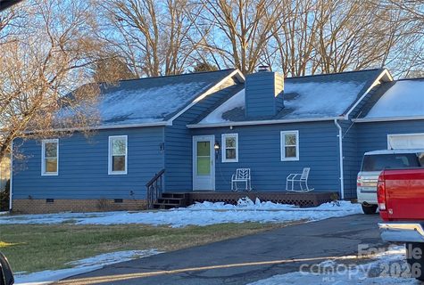 72 Pleasant Garden Drive sold home in Pleasant Gardens, Taylorsville, NC