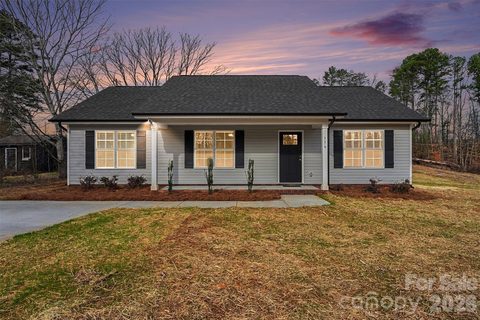 336 Pinecrest Street sold home in Greenleigh, Salisbury, NC