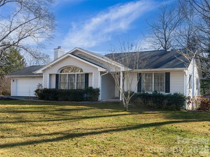 120 Burge Mountain Road sold home in Brookside Manor, Hendersonville, NC
